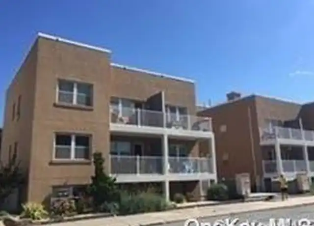 Property at 255 W Broadway #202, Long Beach, NY, 11561, 1 bed, 1 bath, [object Object]