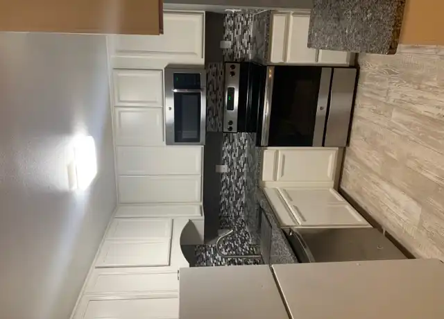 Property at 925 Columbia Rd, Fort Collins, CO, 80525, 2 beds, 1 bath, [object Object]