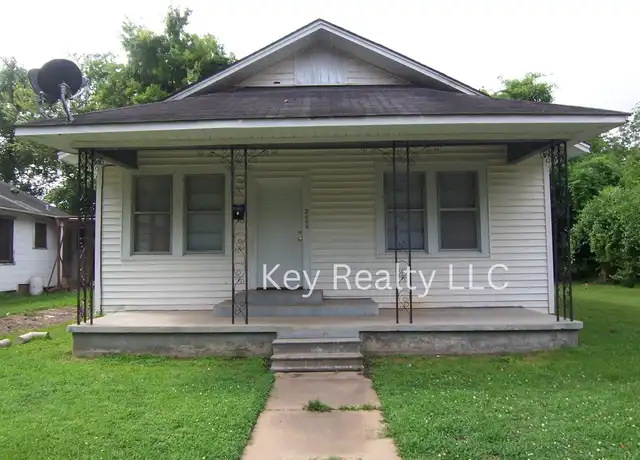 Property at 2305 Webster St, Alexandria, LA, 71301, 2 beds, 1 bath, [object Object]
