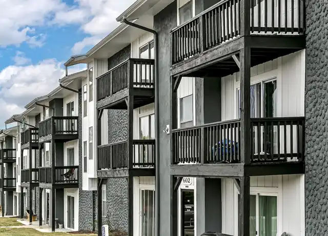 Property at 506 Gaslight Ln Unit 16, Bellevue, NE, 68005, 1 bed, 1 bath, [object Object]