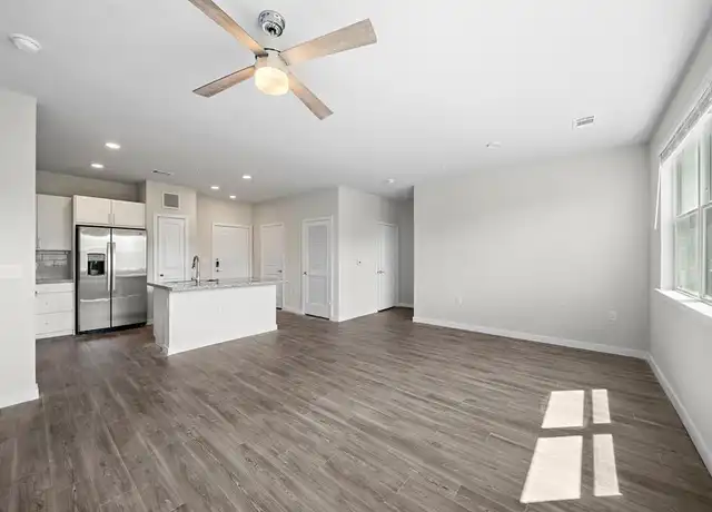 Property at 19815 Kenswick Dr Unit A26201, Humble, TX, 77338, 1 bed, 1 bath, [object Object]
