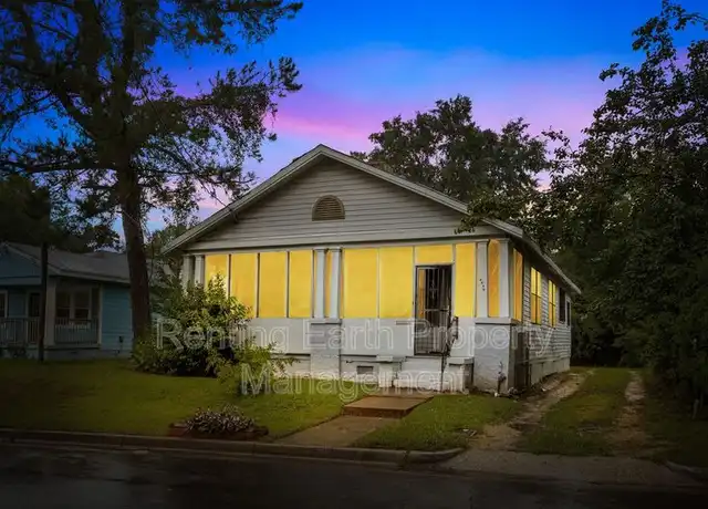Property at 2128 Early St, Montgomery, AL, 36108, 4 beds, 2 baths, [object Object]