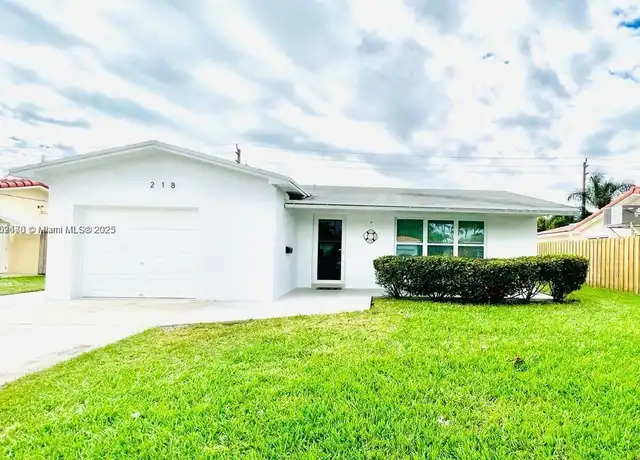 Property at 218 SE 3rd Pl, Dania, FL, 33004, 3 beds, 3 baths, [object Object]
