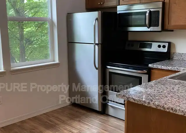 Property at 5490 SE Milwaukie Ave Unit 205, Portland, OR, 97202, 2 beds, 1.5 baths, [object Object]