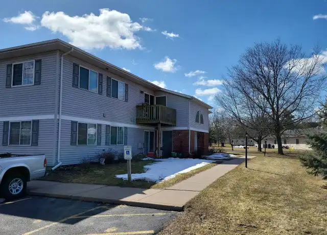 Property at 242 W 4th St Unit 3, Westfield, WI, 53964, 3 beds, 1.5 baths, [object Object]