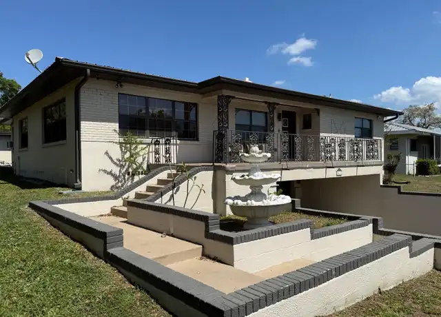 Property at 5418 Riverhills Dr, Temple Terrace, FL, 33617, 3 beds, 2 baths, [object Object]
