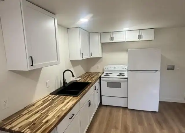 Property at 1040 Harding Blvd, Cotter, AR, 72626, 2 beds, 1 bath, [object Object]