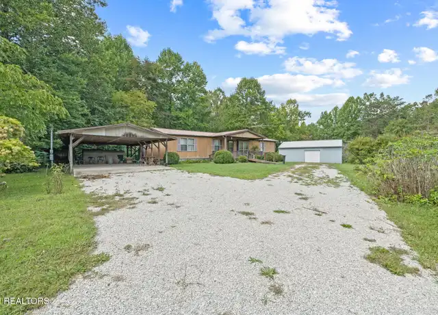 Property at 1345 Midway Rd, Crossville, TN, 38572, 3 beds, 2 baths, [object Object]
