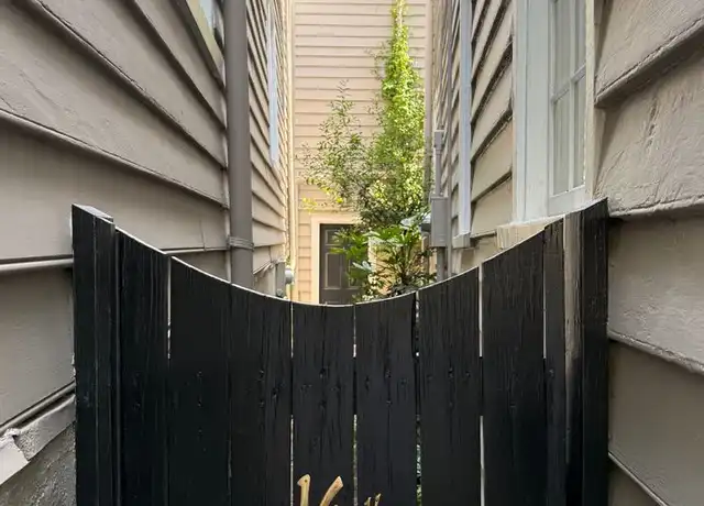 Property at 16 Water St, Charleston, SC, 29401, 1 bed, 1 bath, [object Object]