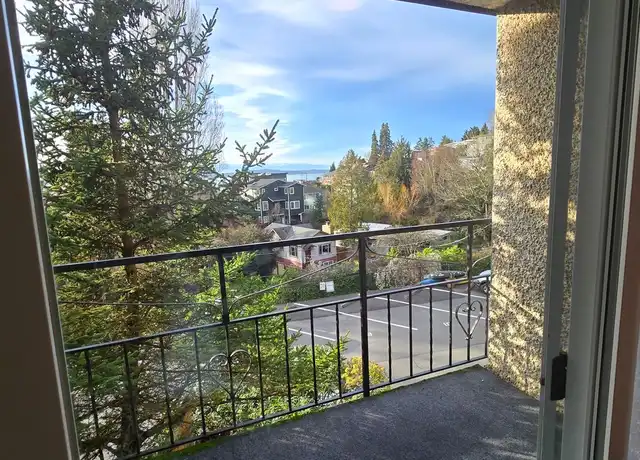 Property at 7004 Murray Ave SW Unit 23, Seattle, WA, 98136, 1 bed, 1 bath, [object Object]