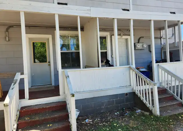 Property at 607 5th Ave, Eau Claire, WI, 54703, 4 beds, 1 bath, [object Object]