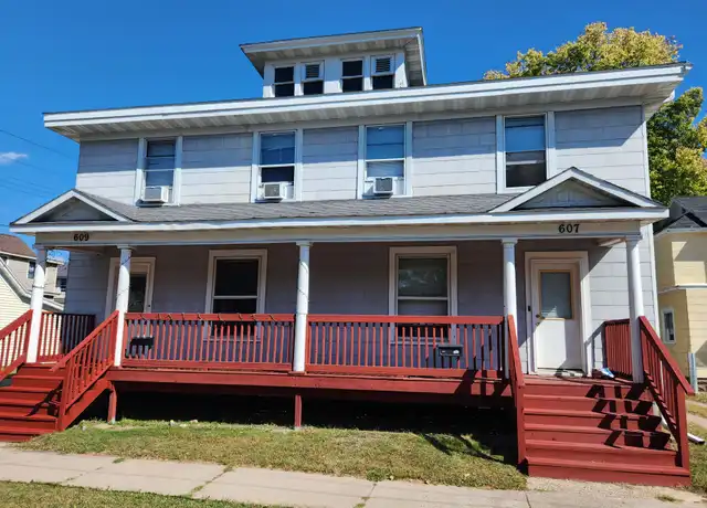 Property at 607 5th Ave, Eau Claire, WI, 54703, 4 beds, 1 bath, [object Object]