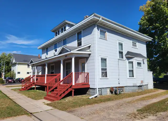 Property at 607 5th Ave, Eau Claire, WI, 54703, 4 beds, 1 bath, [object Object]