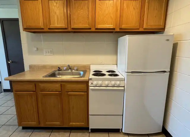 Property at 515 S Lincoln St, Carbondale, IL, 62901, 0 beds, 1 bath, [object Object]