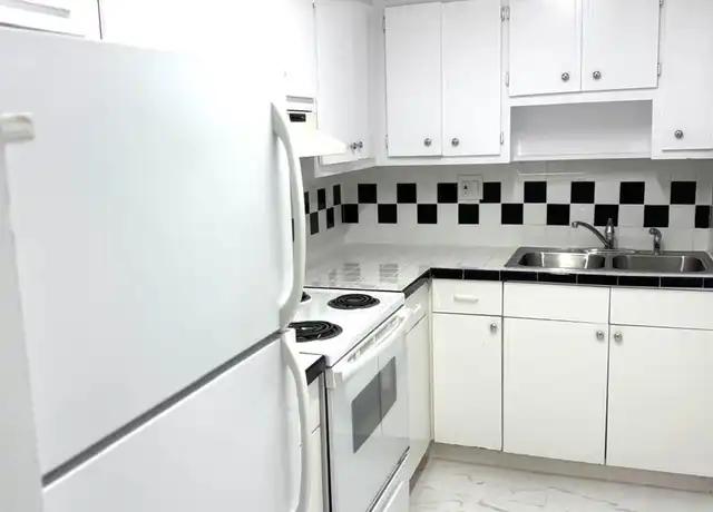 Property at 720 Orton Ave #304, Fort Lauderdale, FL, 33304, 1 bed, 1 bath, [object Object]