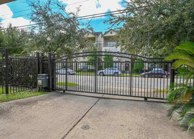 Property at 2905 Leeland St, Houston, TX, 77003, 3 beds, 2.5 baths, [object Object]
