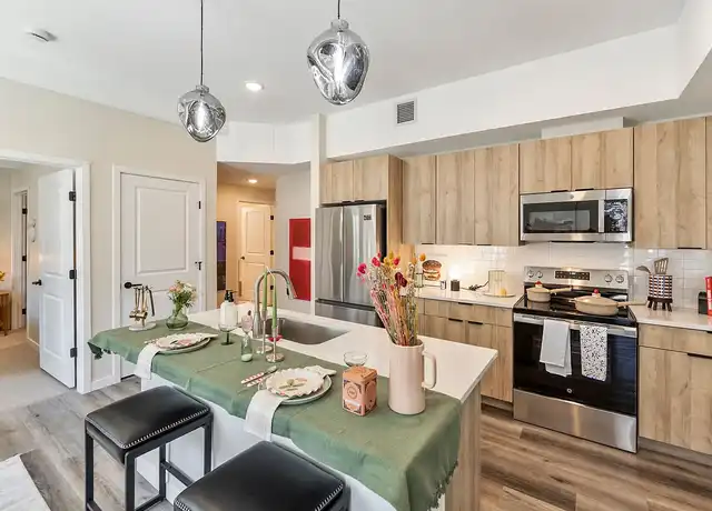 Property at Dear Madison - 810 S Weber St, Colorado Springs, CO, 80903, 1-2 bed, 1-2 bath, [object Object]