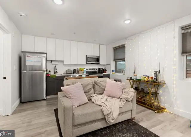 Property at 1153 N Front St Unit 2F, Philadelphia, PA, 19123, 1 bed, 1 bath, [object Object]
