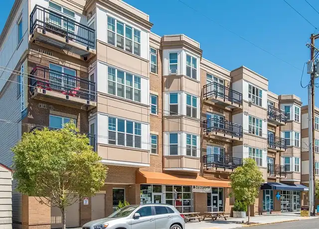 Property at Beaumont Village - 4429 NE Fremont St, Portland, OR, 97213, 1 bed, 1 bath, [object Object]