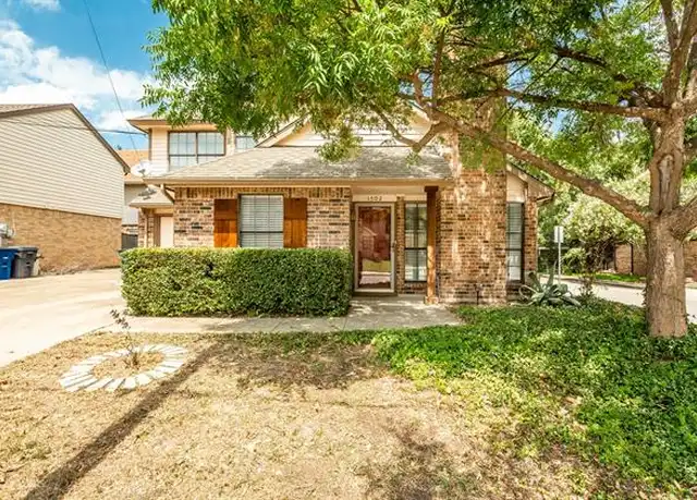 Property at 1502 Villars St, Dallas, TX, 75204, 2 beds, 2 baths, [object Object]