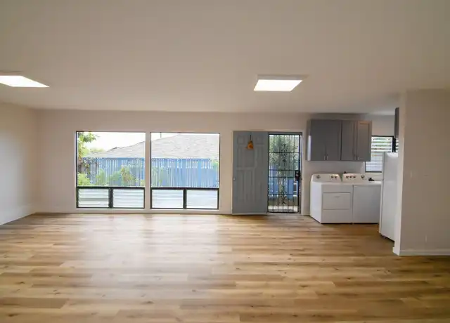 Property at 2222 Seaview Ave, Honolulu, HI, 96822, 4 beds, 3 baths, [object Object]