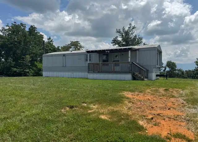 Property at 890 Kingsport Hwy, Greeneville, TN, 37745, 2 beds, 1 bath, [object Object]