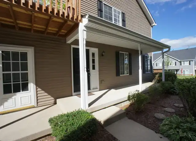 Property at 355 Village Creek Dr, Lake in the Hills, IL, 60156, 3 beds, 1.5 baths, [object Object]