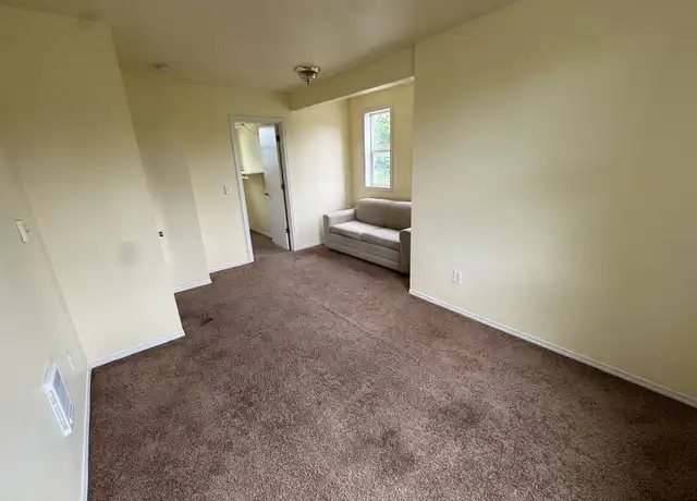 Property at 2103 Broadway St NE, Salem, OR, 97301, 6 beds, 2 baths, [object Object]