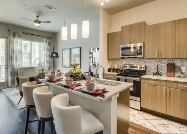 Property at 800 Brazos St Unit 712104, Austin, TX, 78701, 2 beds, 2 baths, [object Object]
