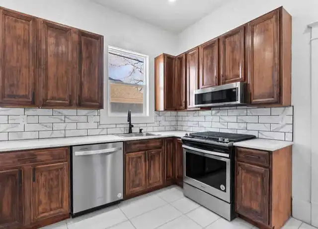 Property at 528 W Fremont St, Pocatello, ID, 83204, 2 beds, 1 bath, [object Object]