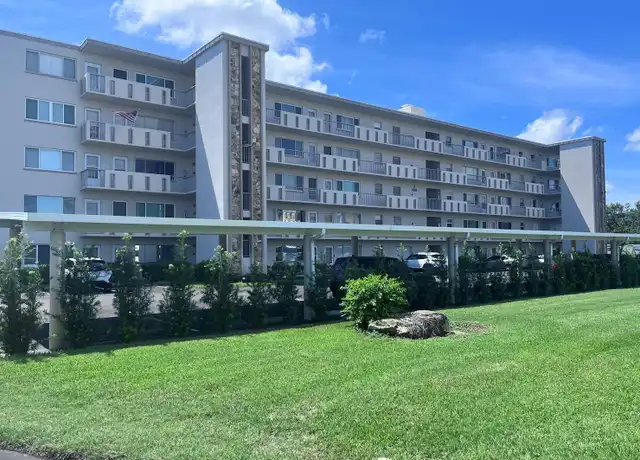 Property at 4210 Ironwood Cir Unit 304J, Bradenton, FL, 34209, 2 beds, 1 bath, [object Object]