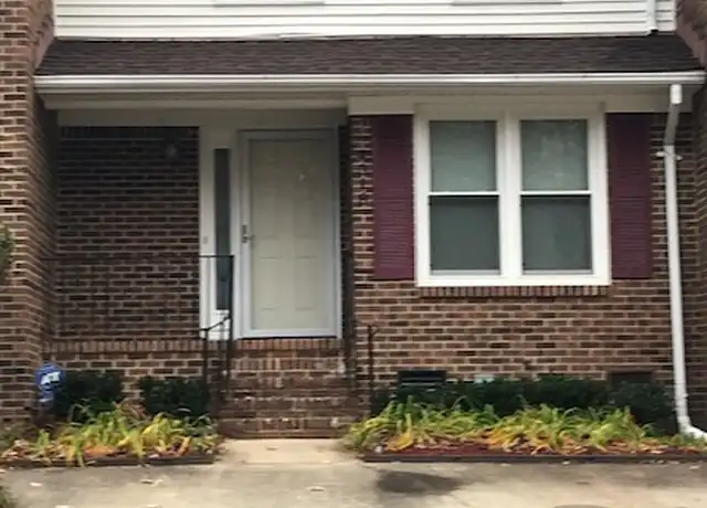 Property at 4318 Manchester Ln, Chesapeake, VA, 23321, 2 beds, 2.5 baths, [object Object]