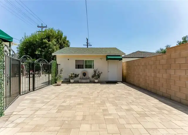 Property at 1748 Opechee Way, Glendale, CA, 91208, 2 beds, 1 bath, [object Object]