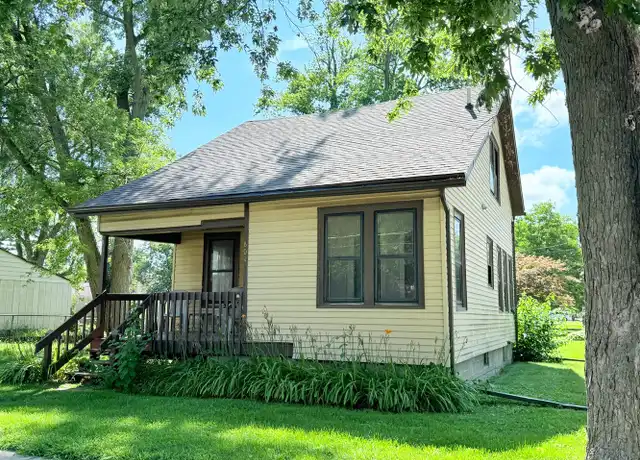 Property at 801 Samantha St, Normal, IL, 61761, 3 beds, 1 bath, [object Object]