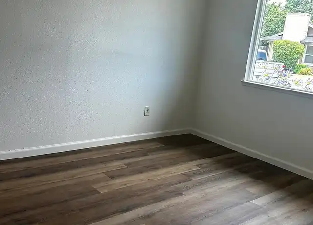 Property at 341 Almond Dr, Lodi, CA, 95240, 3 beds, 2 baths, [object Object]