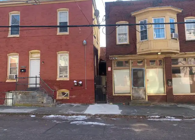 Property at 334 Chestnut St Unit 1, Pottstown, PA, 19464, 1 bed, 1 bath, [object Object]