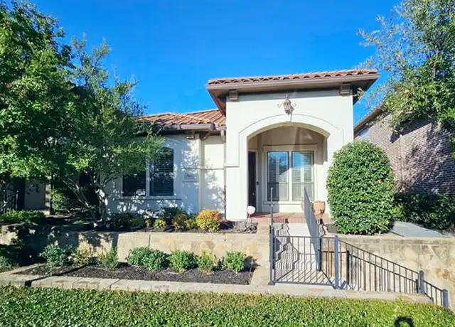 Property at 7047 Comal Dr, Irving, TX, 75039, 3 beds, 2 baths, [object Object]