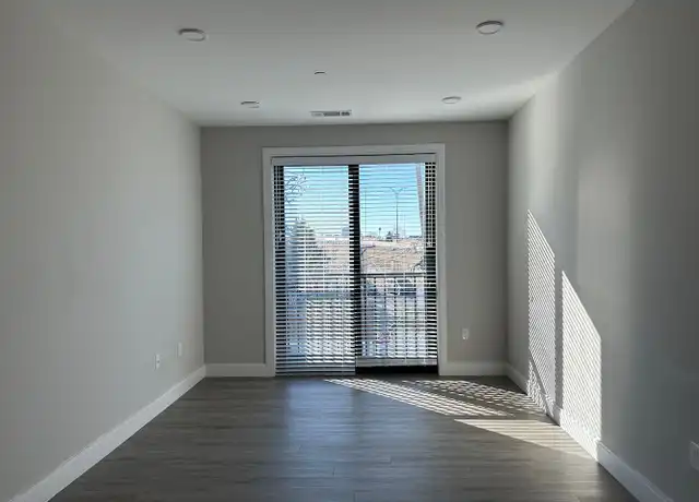Property at 656 Saratoga St Unit 206, East Boston, MA, 02128, 1 bed, 1 bath, [object Object]