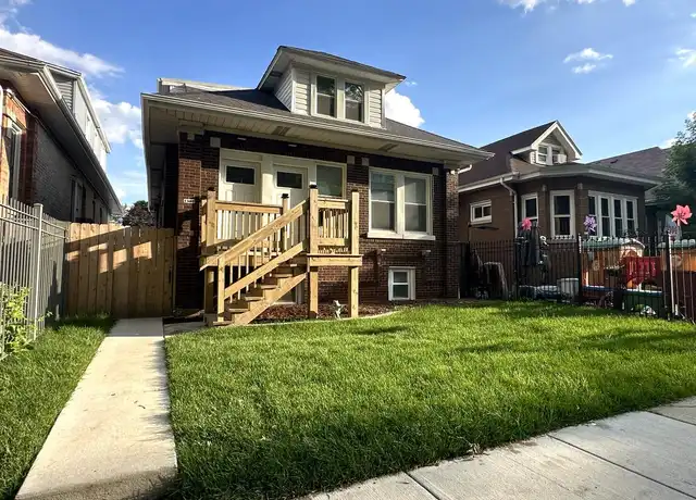 Property at 4909 W Wellington Ave Unit 2, Chicago, IL, 60641, 3 beds, 1 bath, [object Object]