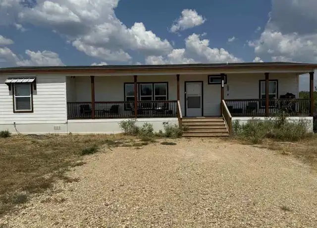 Property at 1127 Callihan Rd, Luling, TX, 78648, 3 beds, 2 baths, [object Object]