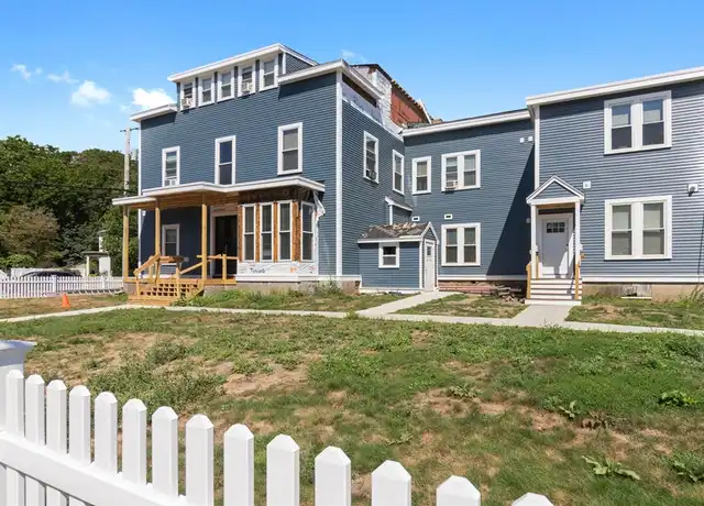 Property at 28 Poplar St Unit 3, Danvers, MA, 01923, 2 beds, 1 bath, [object Object]