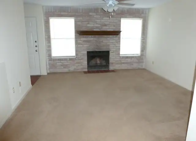 Property at 528 Tangleberry St, Nacogdoches, TX, 75961, 2 beds, 2.5 baths, [object Object]