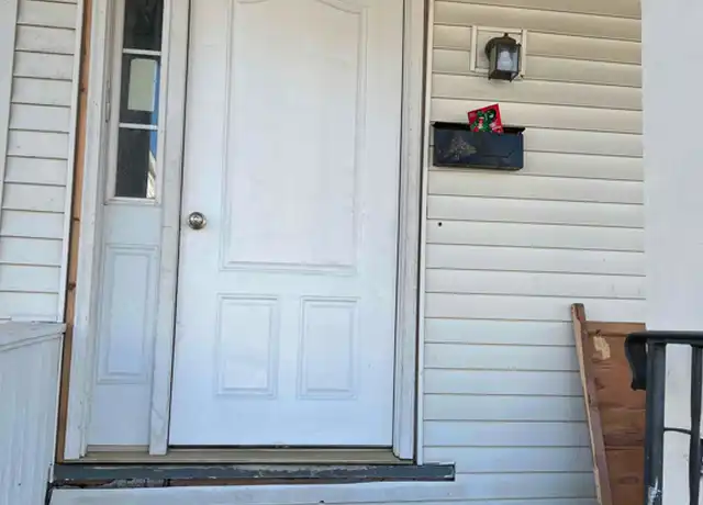 Property at 27 Wilson Ave Unit 27WILLFLOOR2, Amsterdam, NY, 12010, 3 beds, 1 bath, [object Object]