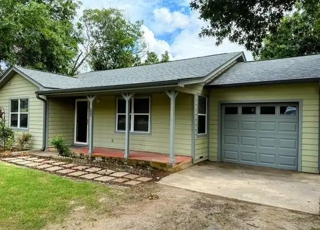 Property at 335 E 2nd St, Rhome, TX, 76078, 2 beds, 1 bath, [object Object]