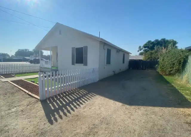 Property at 14029 Walnut St, Armona, CA, 93202, 2 beds, 1 bath, [object Object]