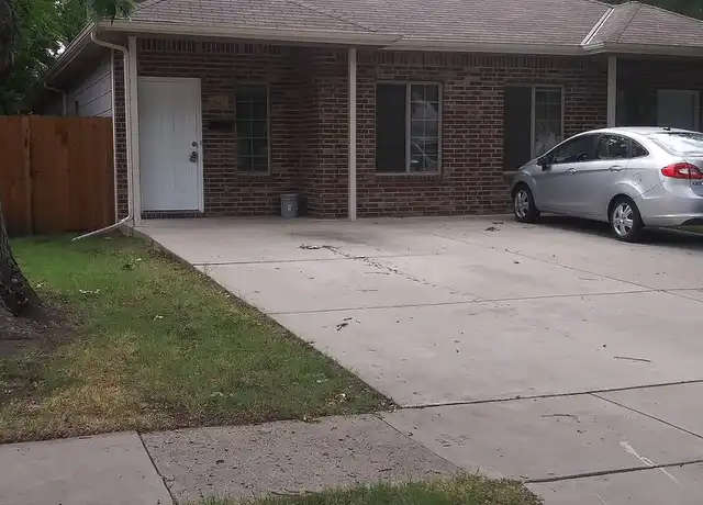 Property at 1547 N Burns St, Wichita, KS, 67203, 3 beds, 2 baths, [object Object]