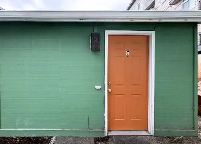 Property at 734 E 14th Ave Unit C, Eugene, OR, 97401, 2 beds, 1 bath, [object Object]