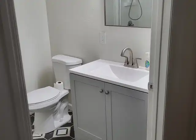 Property at 411 NE 1st Ave, Visalia, CA, 93291, 2 beds, 1 bath, [object Object]