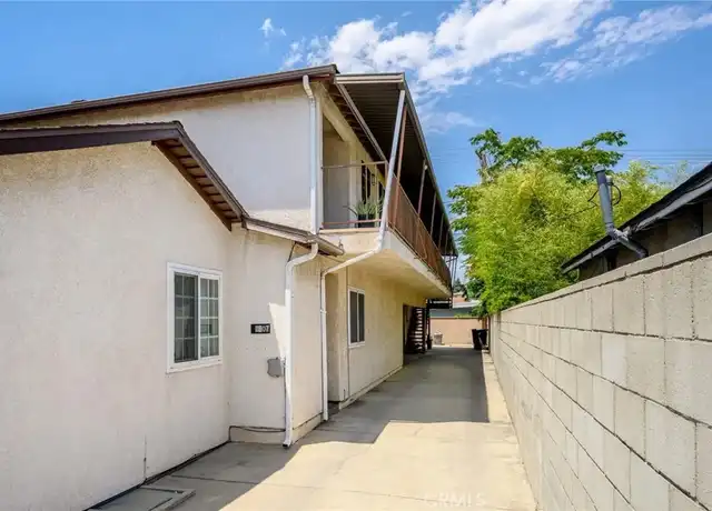 Property at 3807 W Victory Blvd, Burbank, CA, 91505, 1 bed, 1 bath, [object Object]