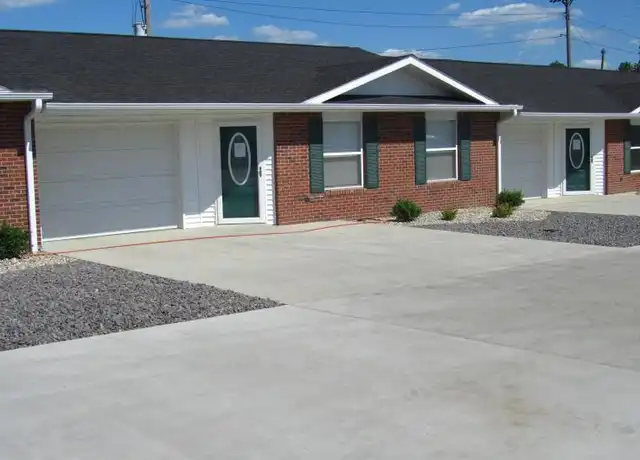 Property at 1501 W Central St, Marion, IL, 62959, 2 beds, 2 baths, [object Object]